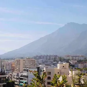 Large Modern Beach Front Apartment, Rooftop Pool!! Apartamento